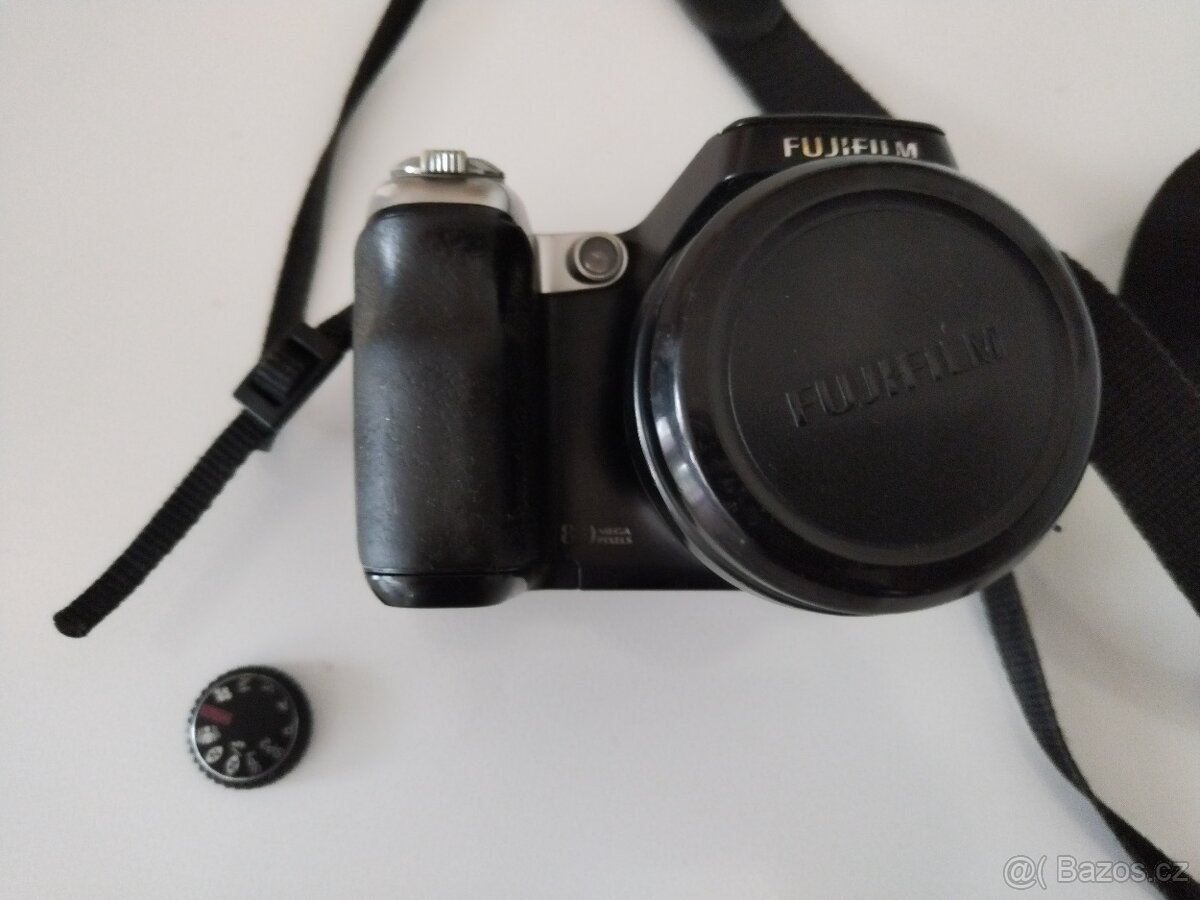 Foto fujifilm Finepix S8000 - 2