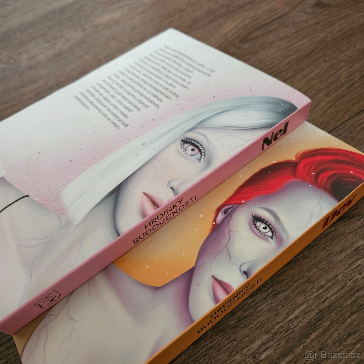 Série Hrdinky budoucnosti - 2