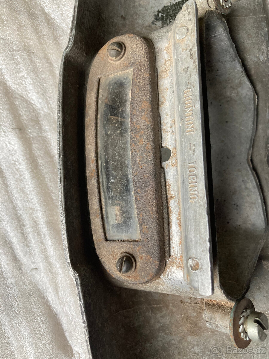 Kryt SPZ FIAT 1100 - 2