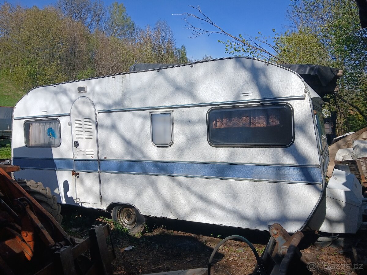 Prodám karavan - 2