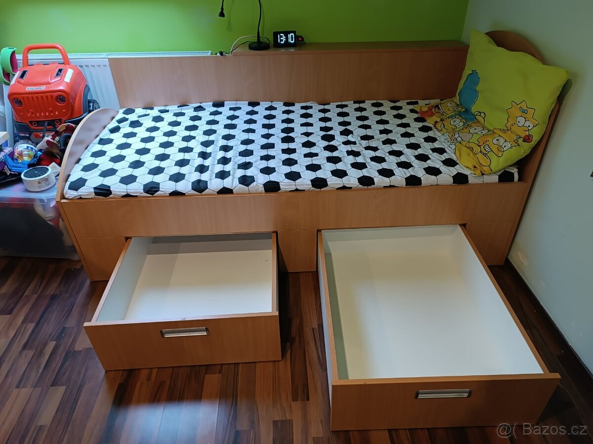 Postel od stolaře - 2