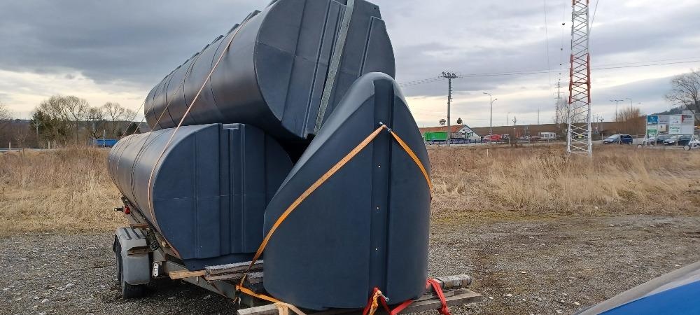 Hausbot, plastové plováky - 2