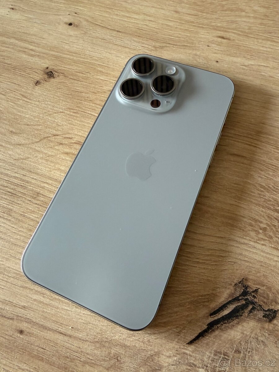 Apple iPhone 15 Pro Max 256GB - 2