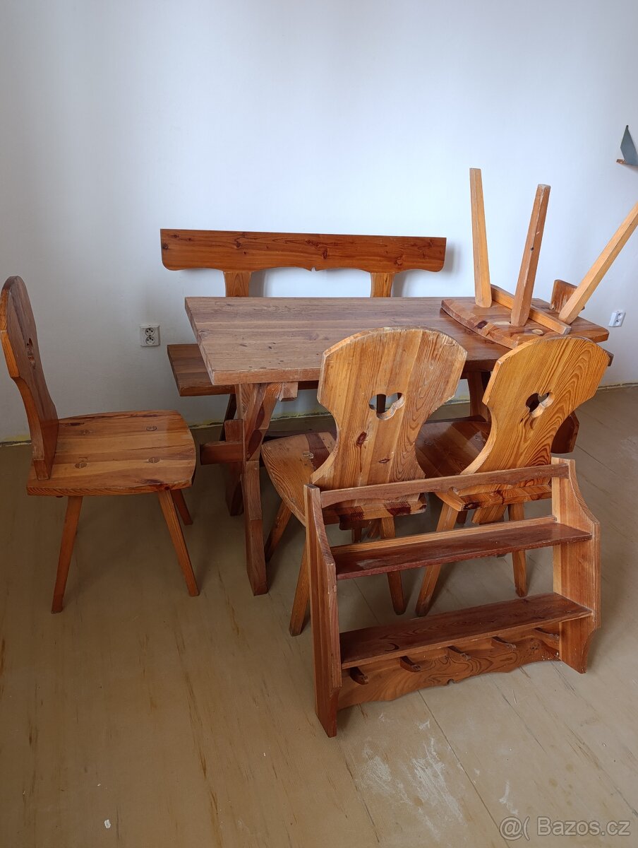 Chalupářský nábytek ,selská jizba - 2