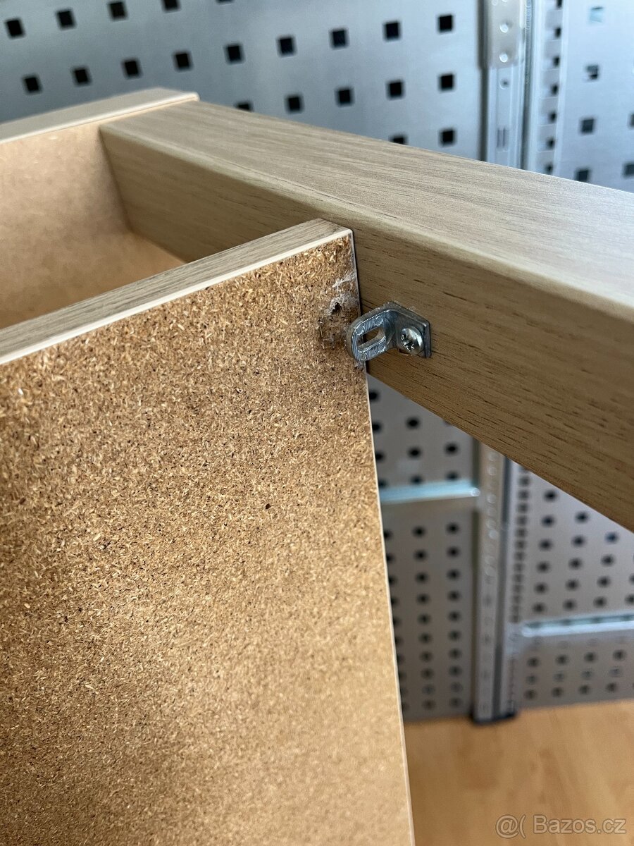 Konferenční stůl - 2