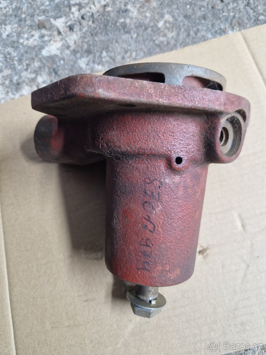 Vodni pumpa zetor crystal - 2