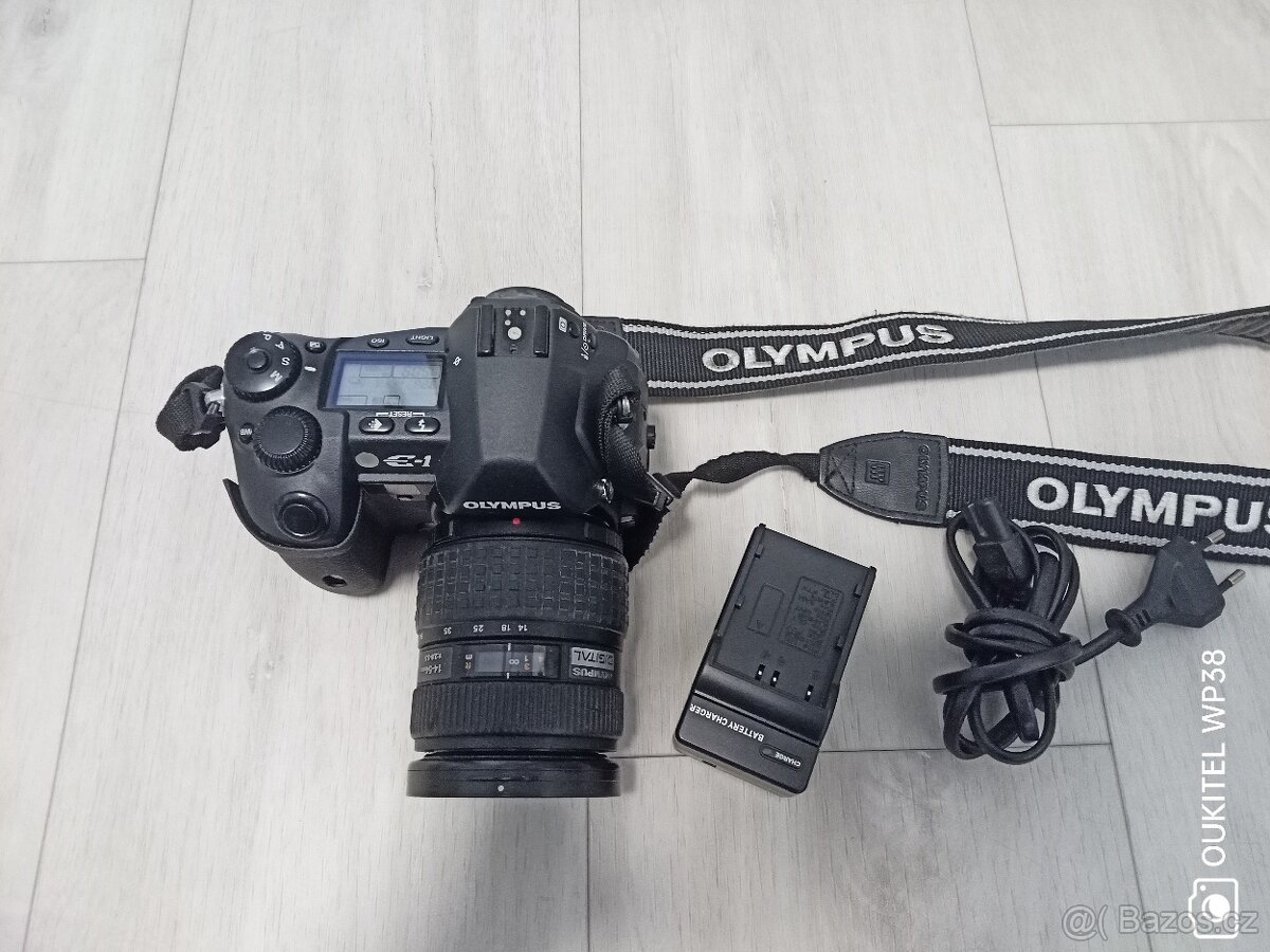 Digitální zrcadlovka Olympus E-1 s objektivem 14-54mm - 2