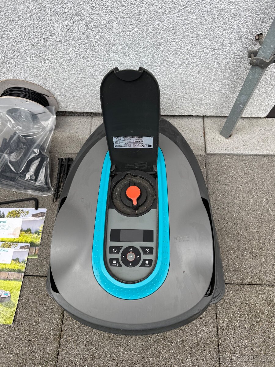 Robotická sekačka Gardena Síleno 250 - 2