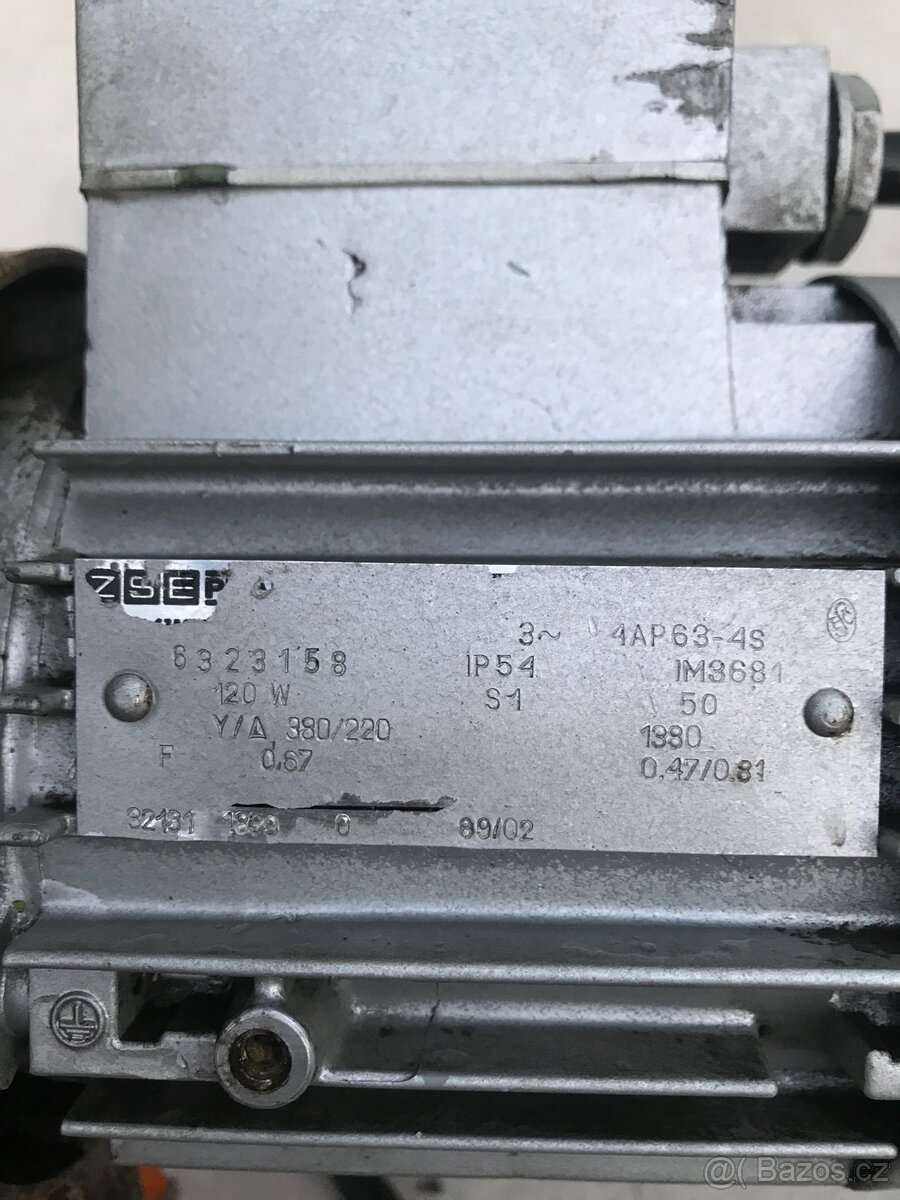 Elektromotor s vrtulí - 2