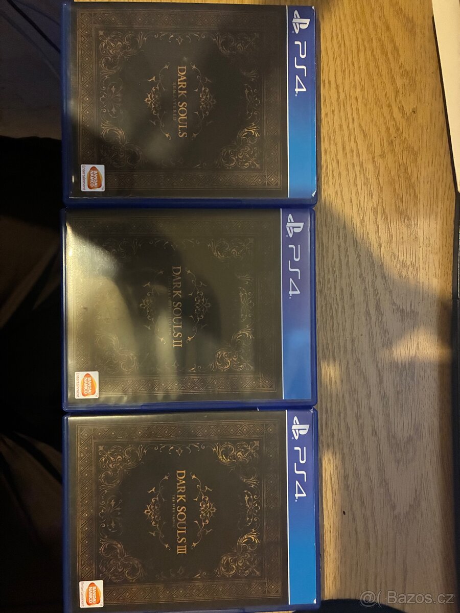 Dark Souls Trilogy PS4 - 2