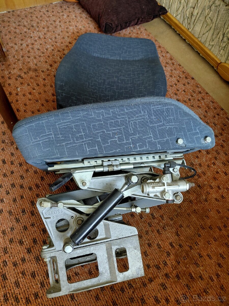 Vzduchové sedadlo Tatra - 2