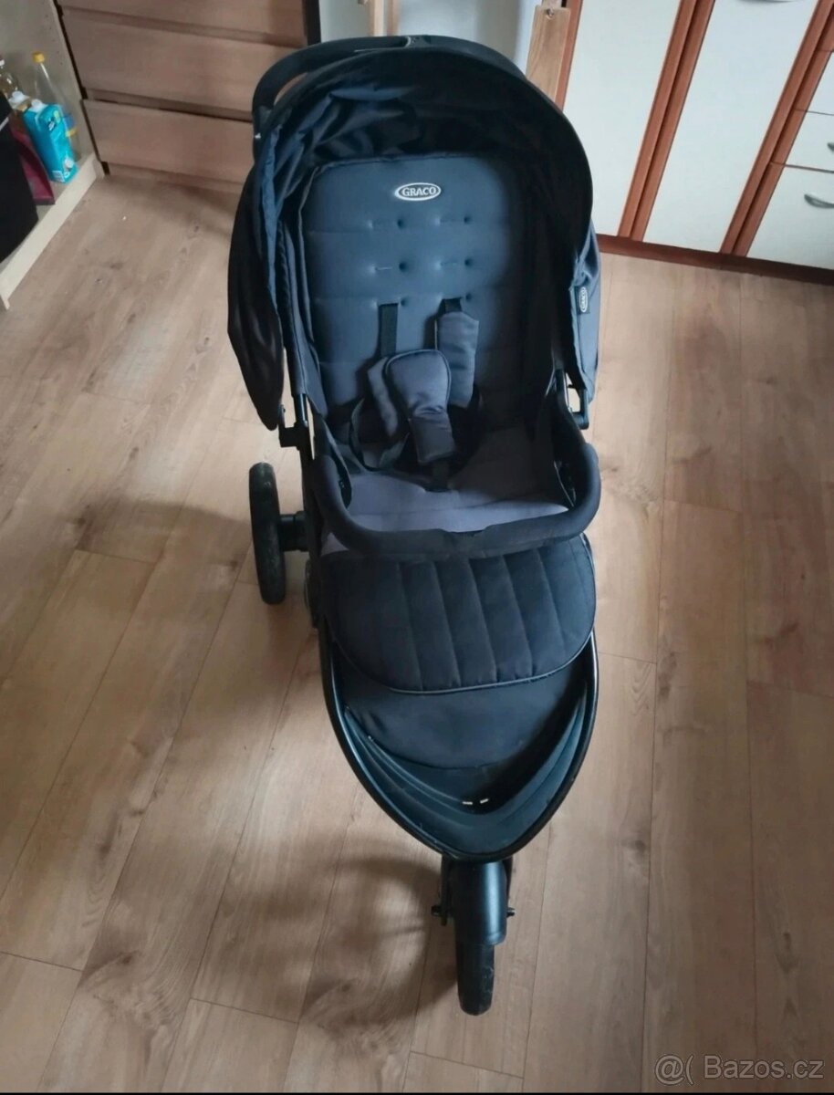 Sportovní kočárek - 2