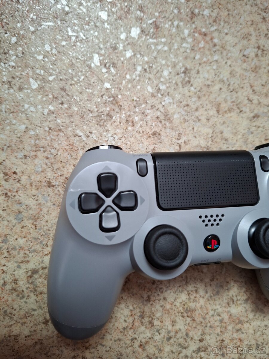 Sony Dualshock 4 20th Anniversary Limited Edition - 2