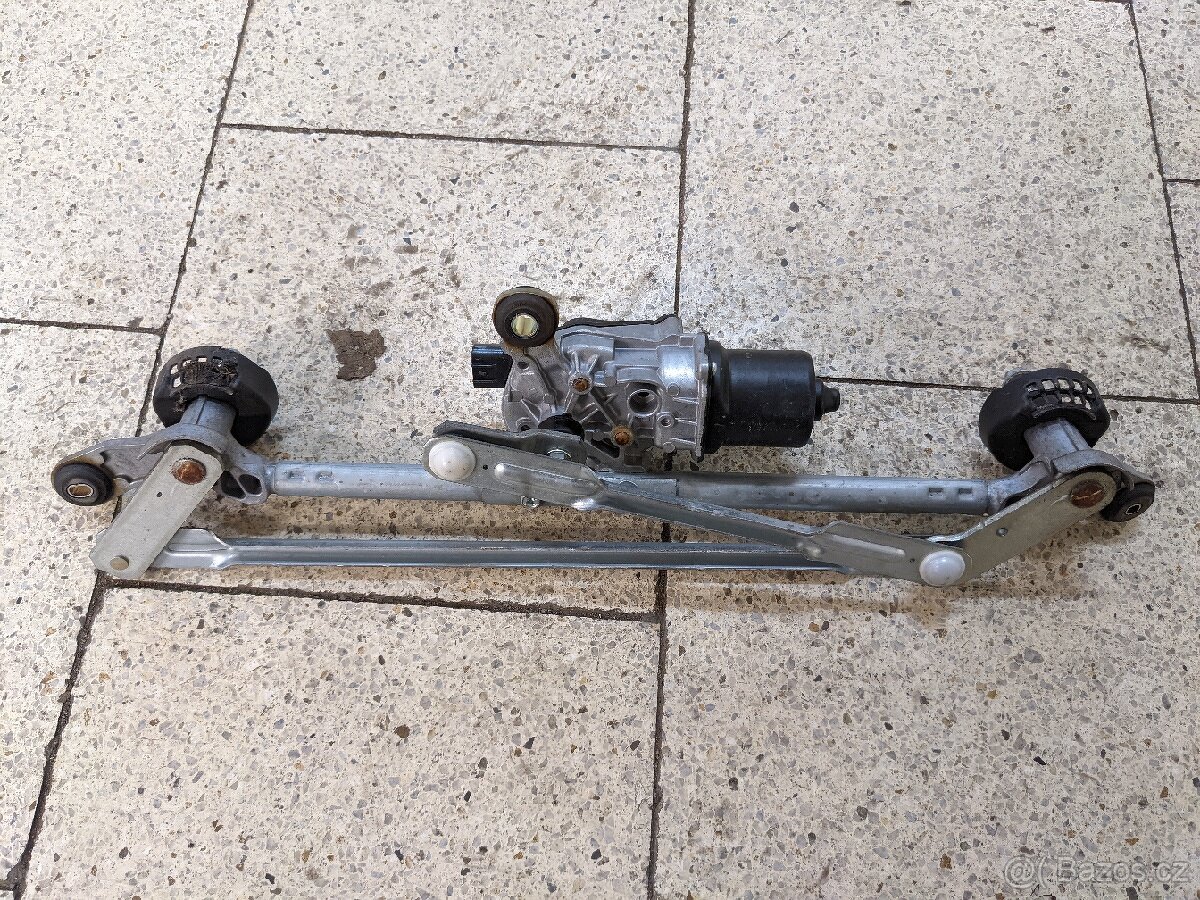 Motor stěračů Kadjar - 2