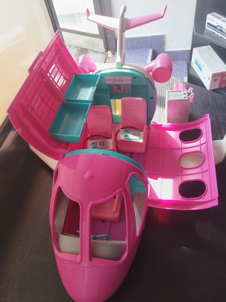 Mattel Barbie letadlo - 2