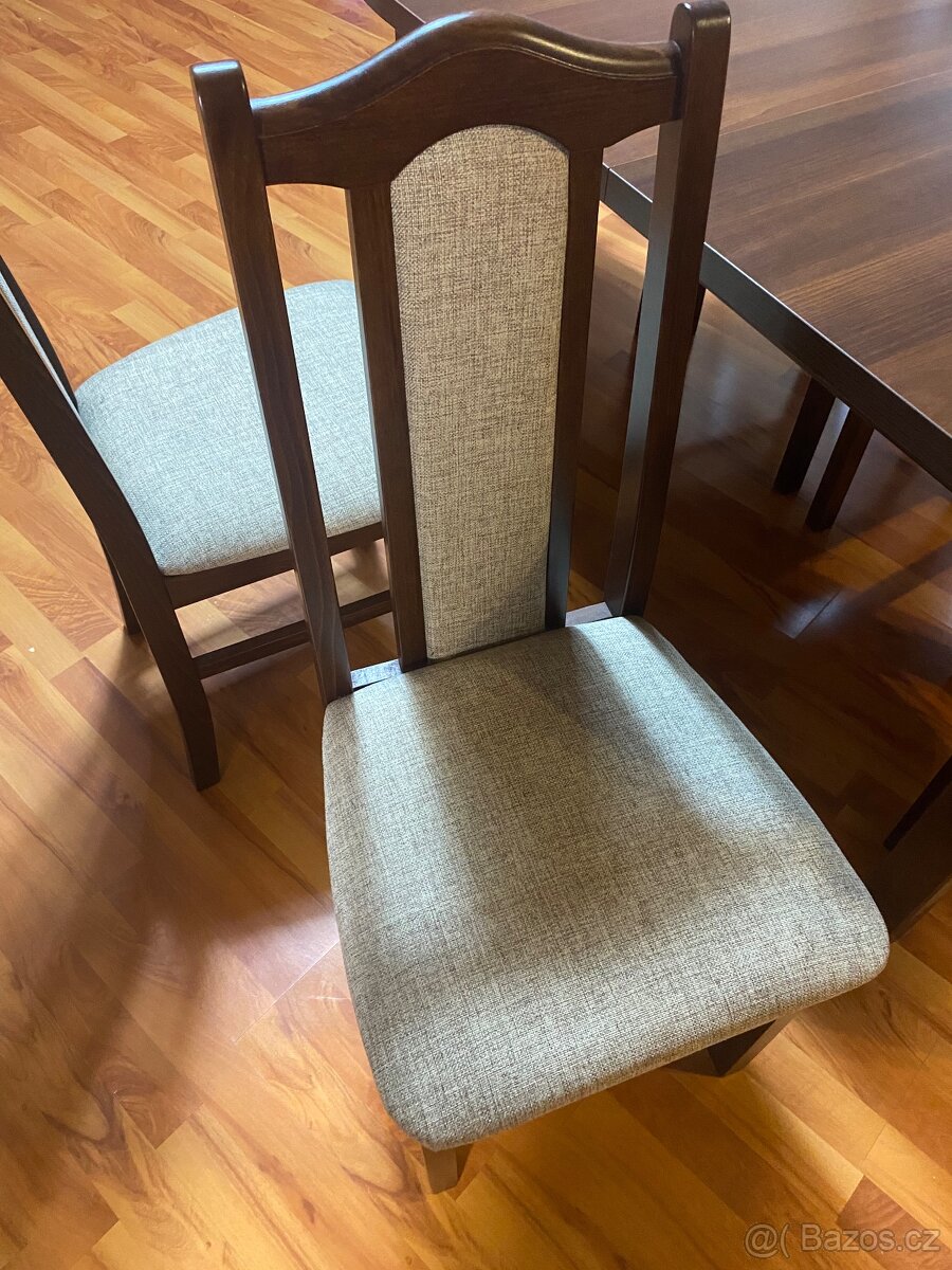 Rozkládací jídelní stůl + 6 židlí - 2