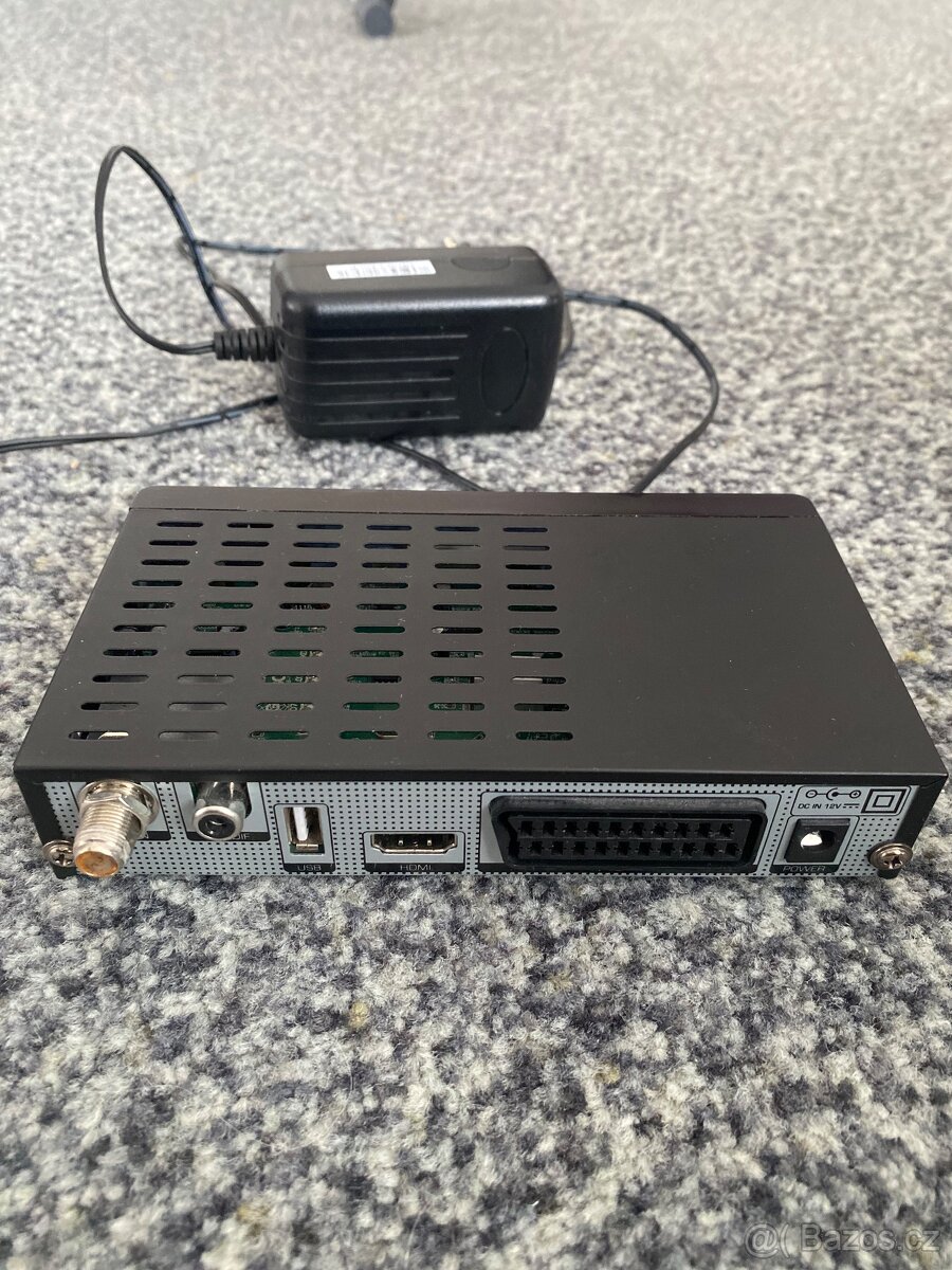 Satelitní tuner Opticum s60 - 2