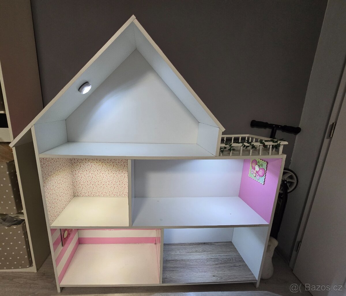 Domeček pro panenky - 2