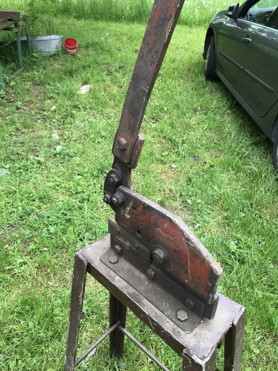 Pákové nůžky - 2