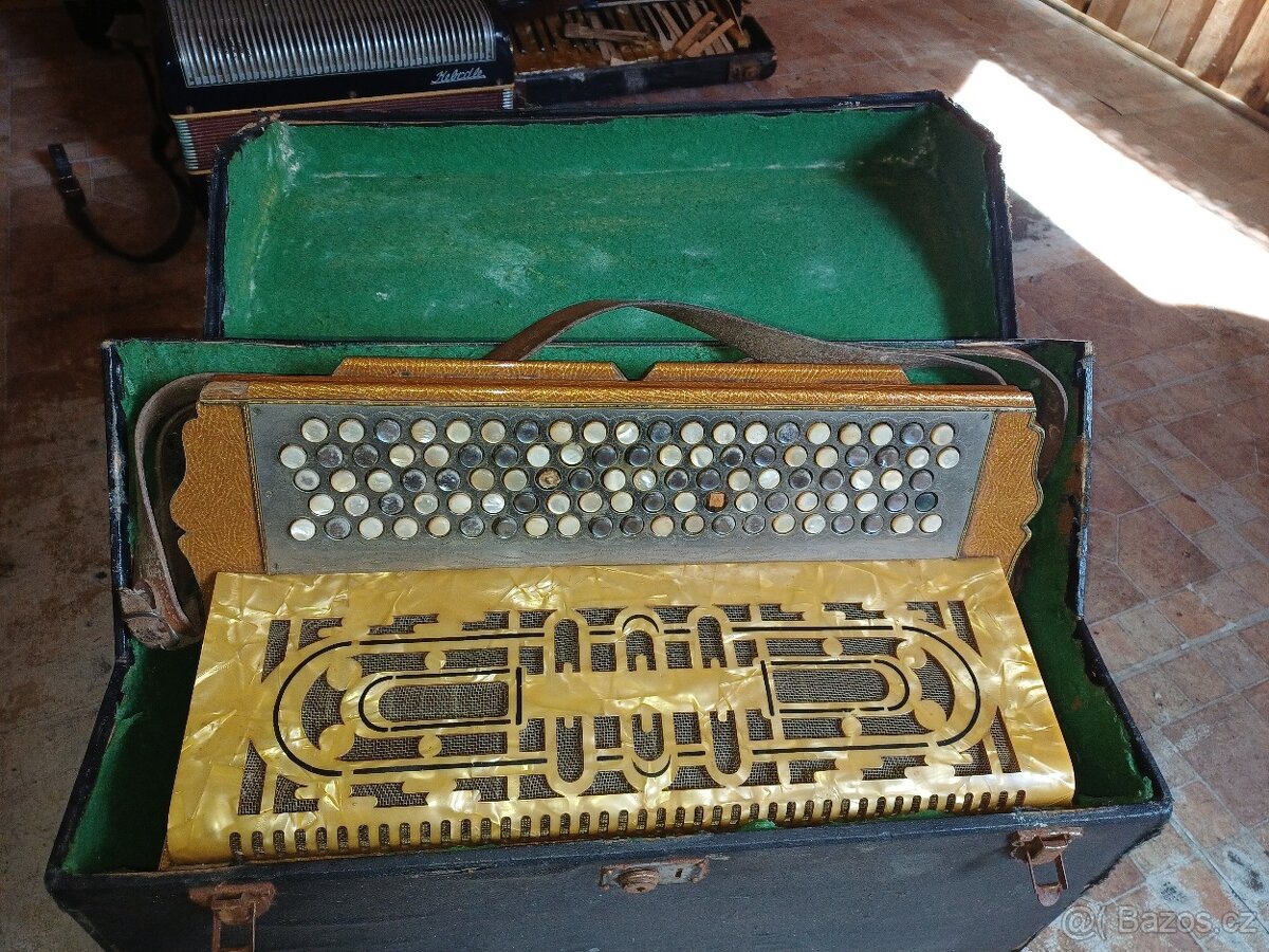 Akordeon, historická knoflíková harmonika Orchestra - 2