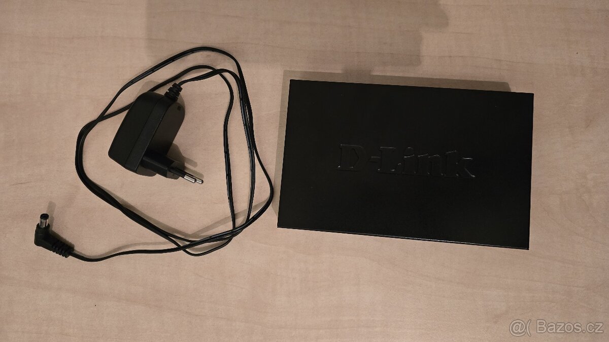 Gigabit switch 8-port D-Link DGS-108/E - 2