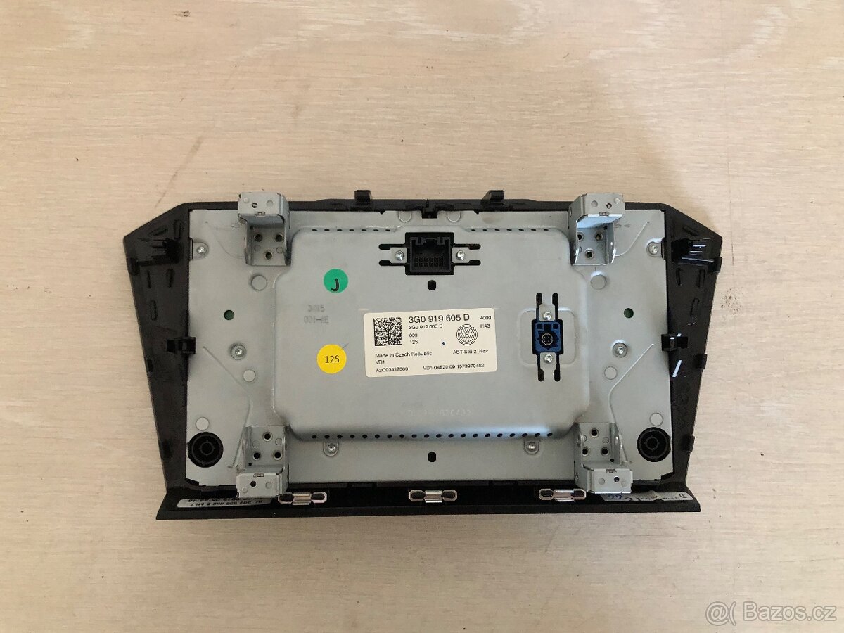 VW B8 panel rádia - 2