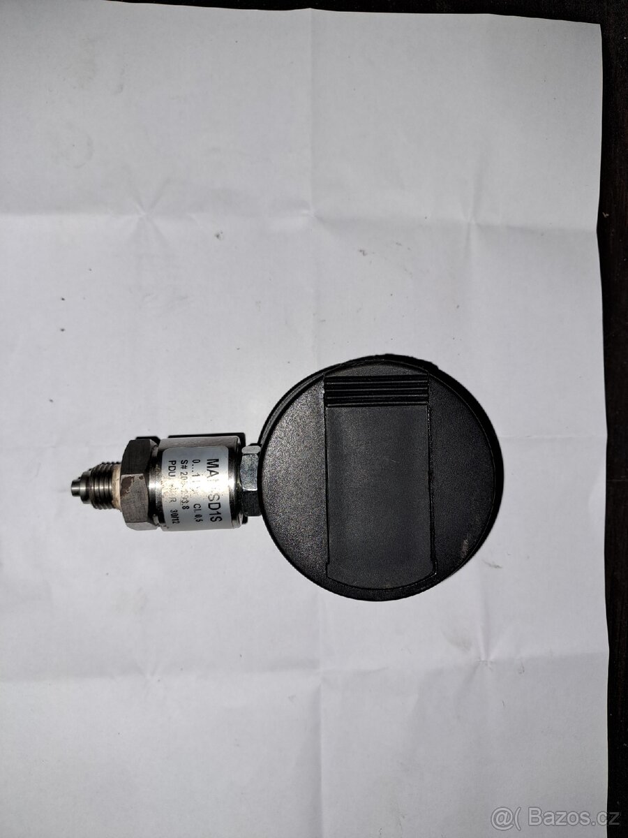 Laboratorní manometr - 2