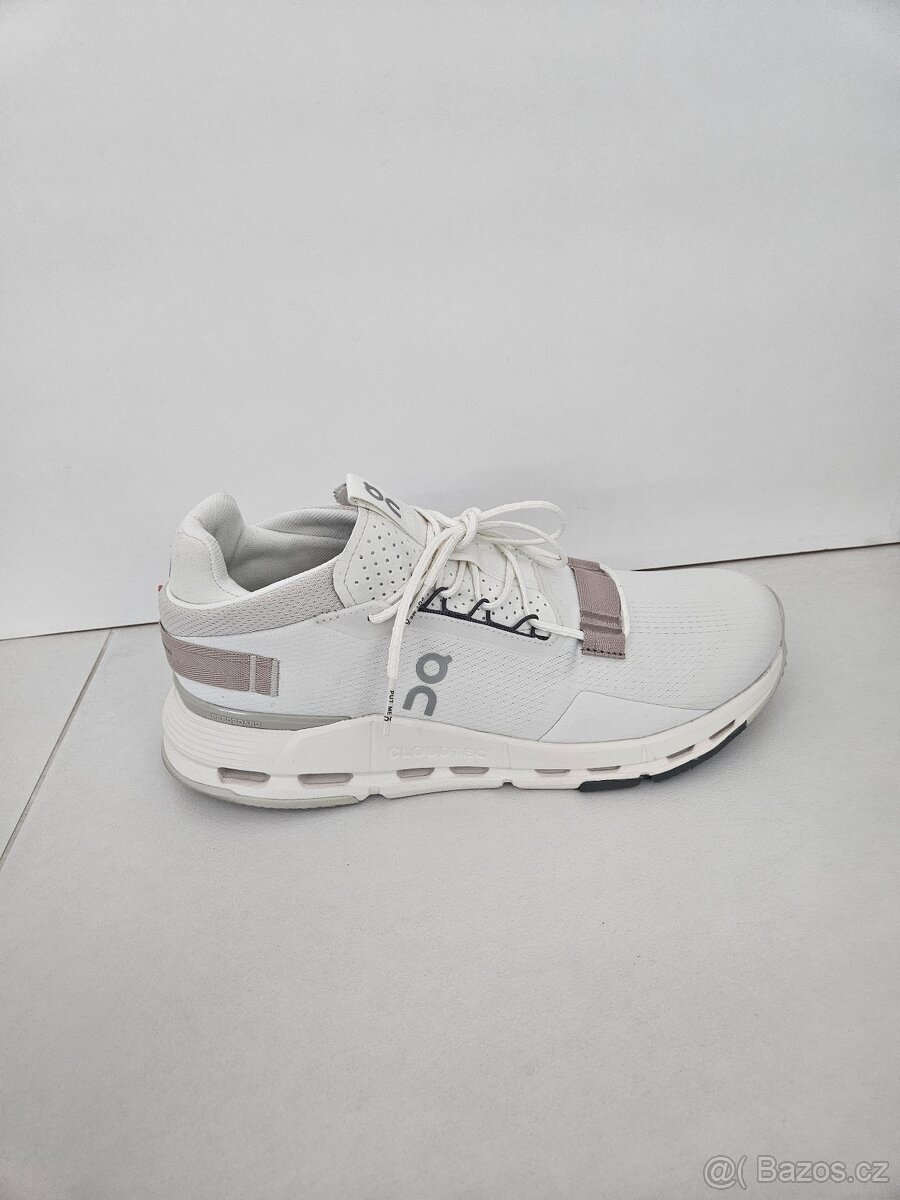 On M Cloudnova 2 - 2