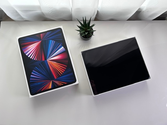 Apple iPad Pro 12.9 (2021), 256GB Wi-Fi Space Gray – Top sta - 2