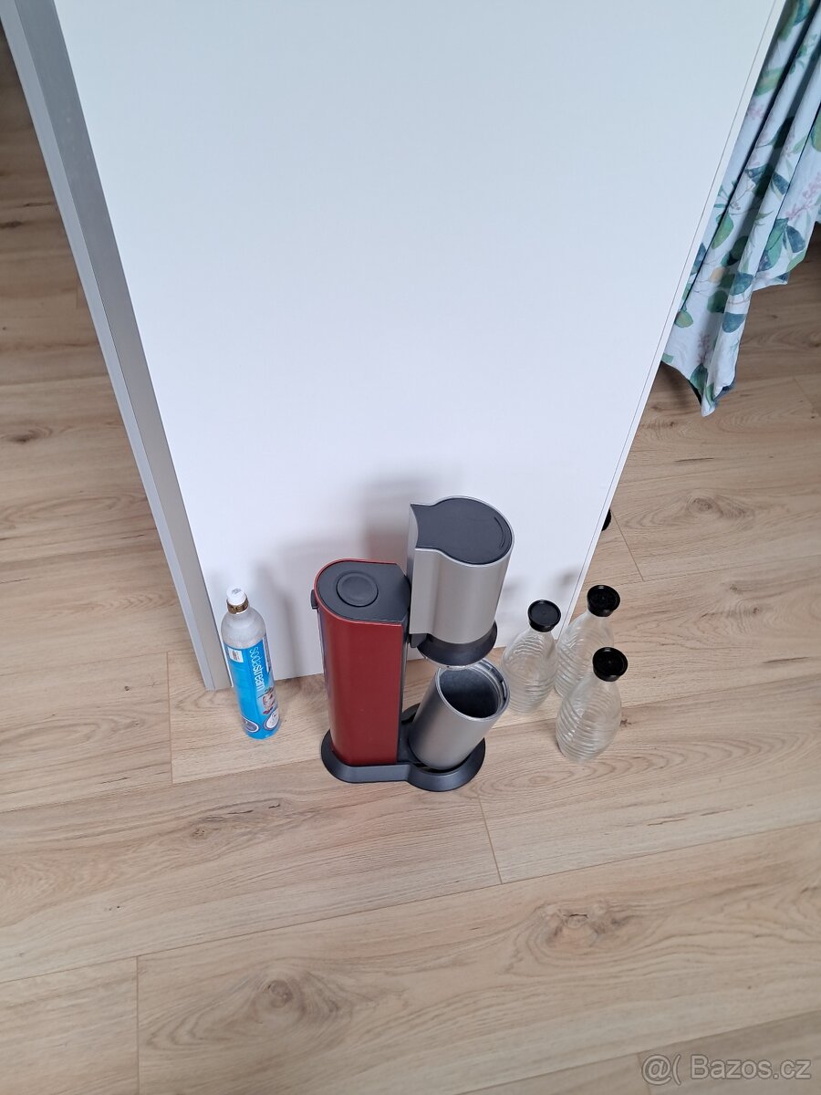 SodaStream so sklenenymi flasmi - 2