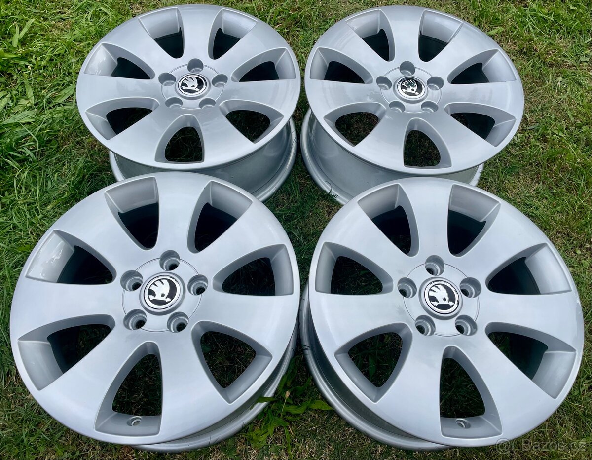 Alu Škoda Superb1/2 7jx16 ET45 5x112 - 2