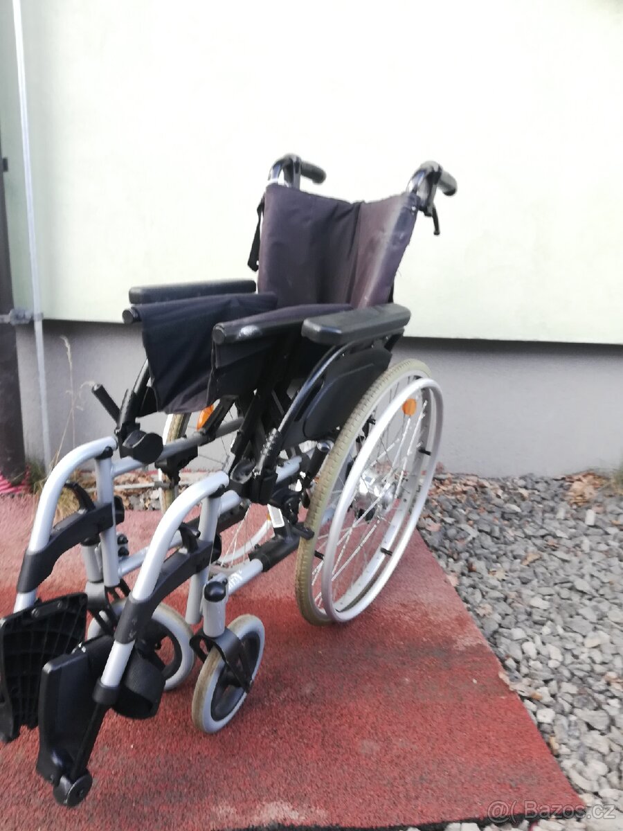 10-Mechanický invalidní vozík skládací - 2