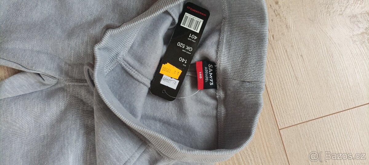 Tepláky SAM 73 vel 140 nové - 2