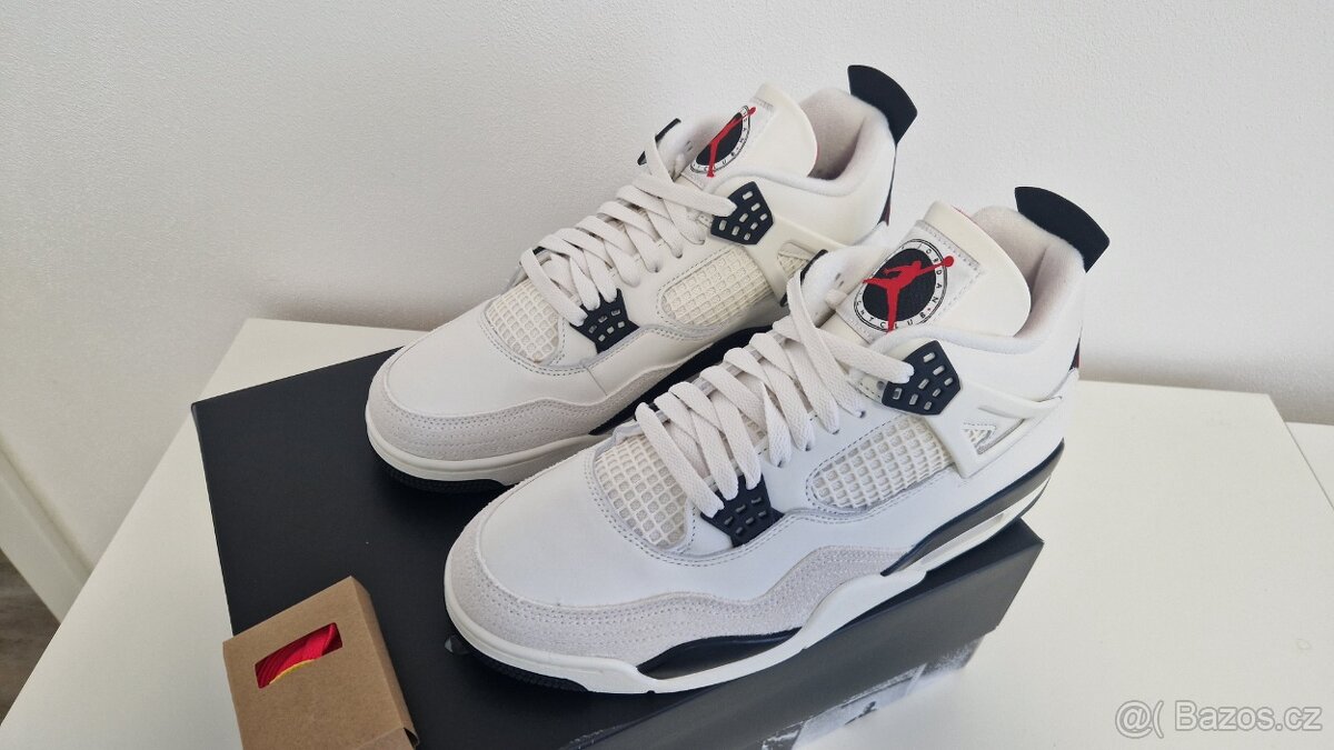 Jordan 4 Retro Flight Club - 2