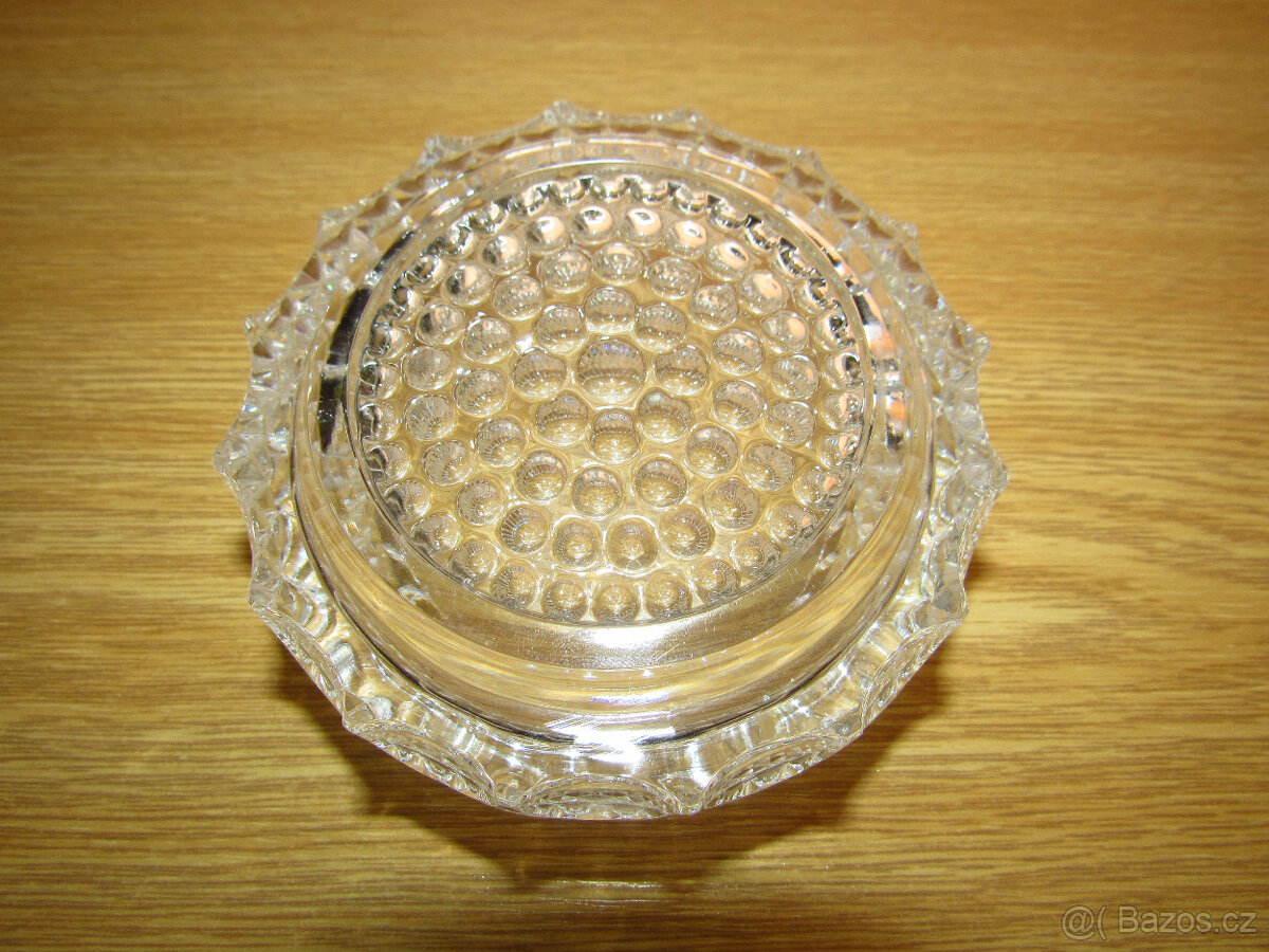 Skleněná broušená miska / popelník - 2