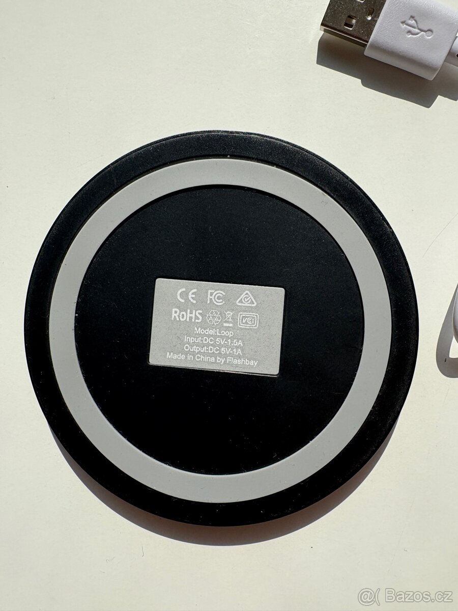 Bezdrátová nabíječka Connections, 15W - 2