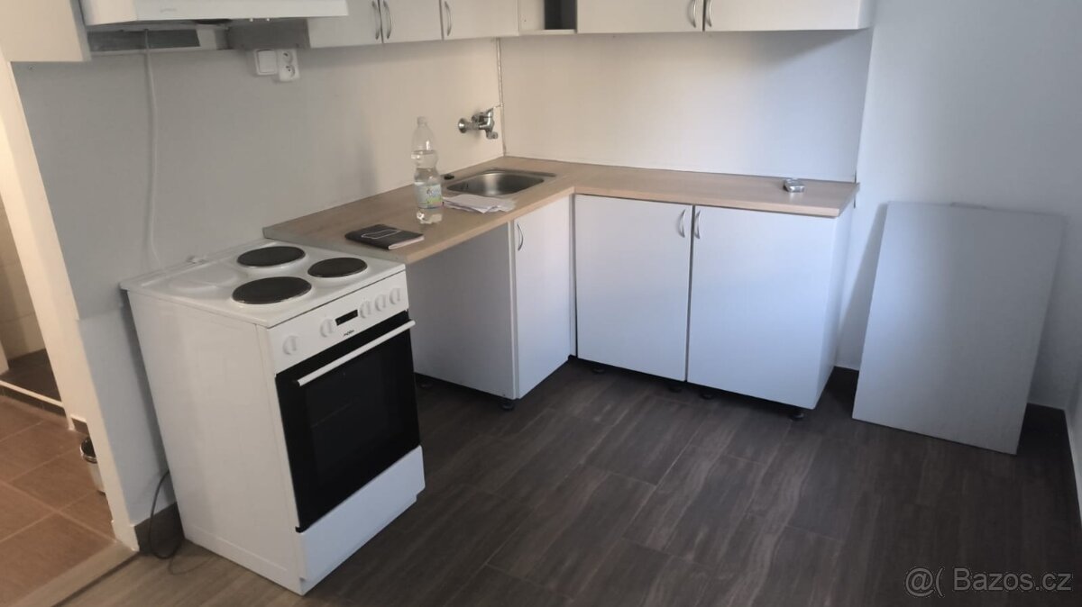 Pronájem bytu 1+1 na Čujkovově - Ostrava - 2