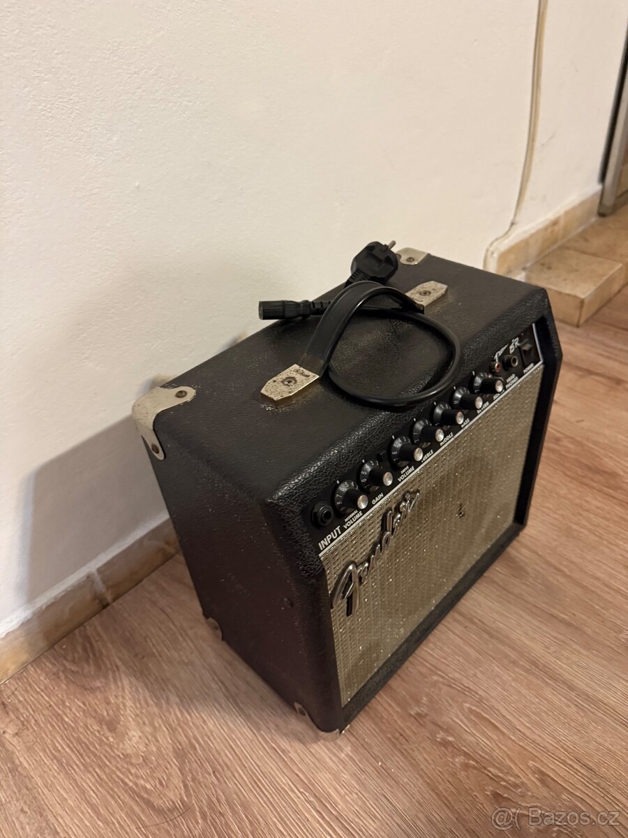 Fender Frontman 15R - 2