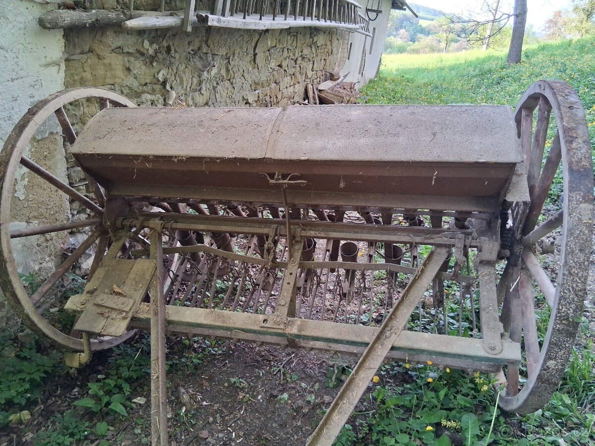 Staré zemědělské stroje - 2