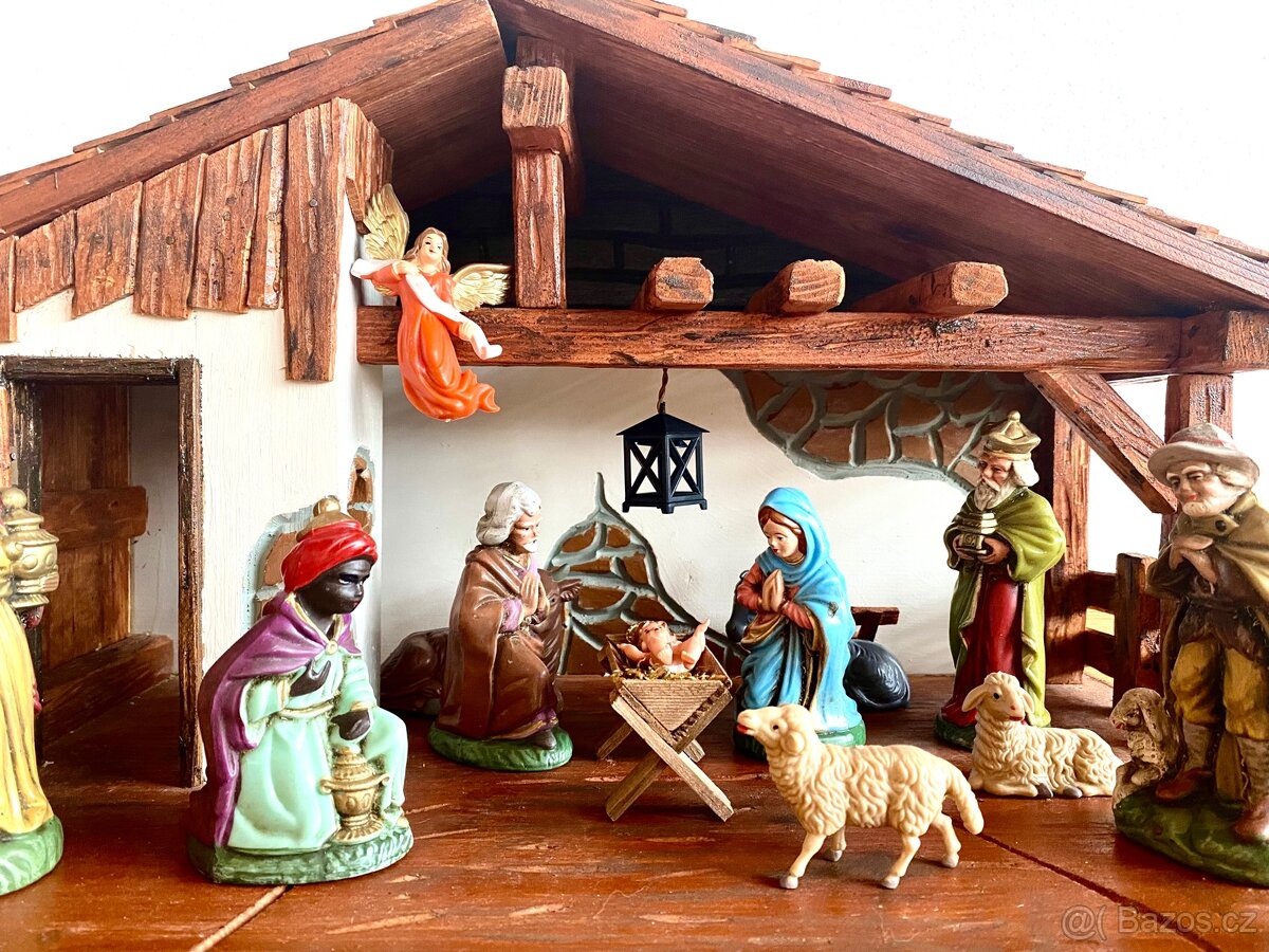 Starý velký dřevěný betlém s osvětlením - 2