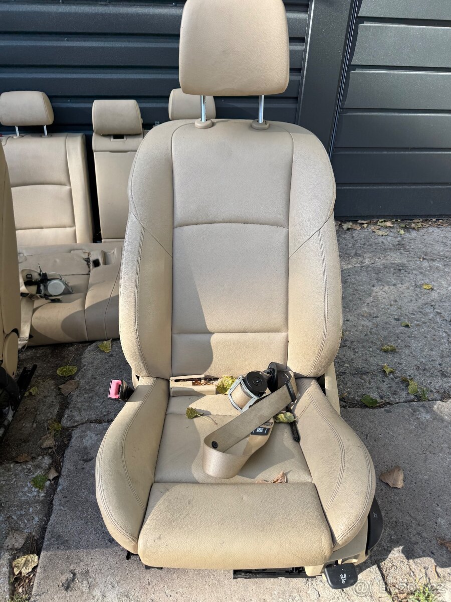 BMW F11 Sportsitze interiér béžová kuze - 2