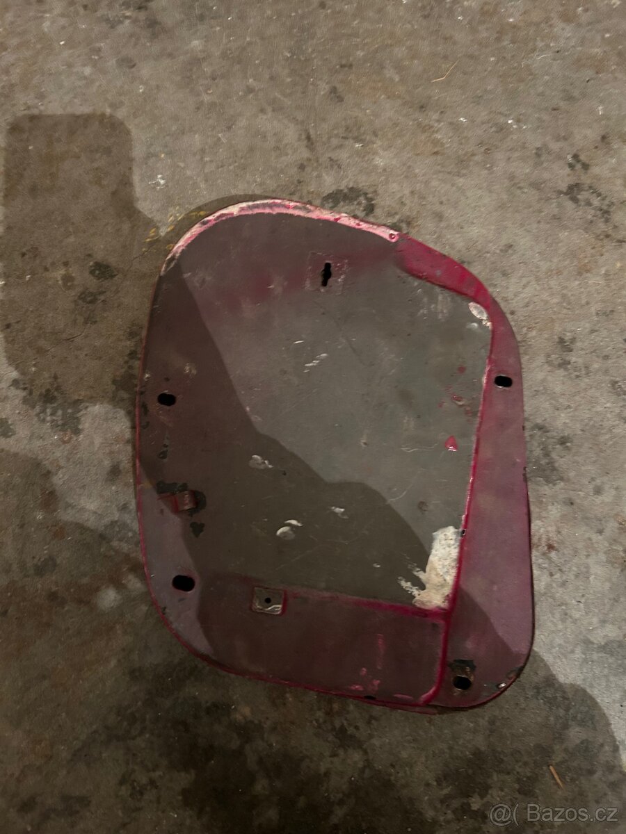 Kastlík Jawa 250/353 kývačka - 2