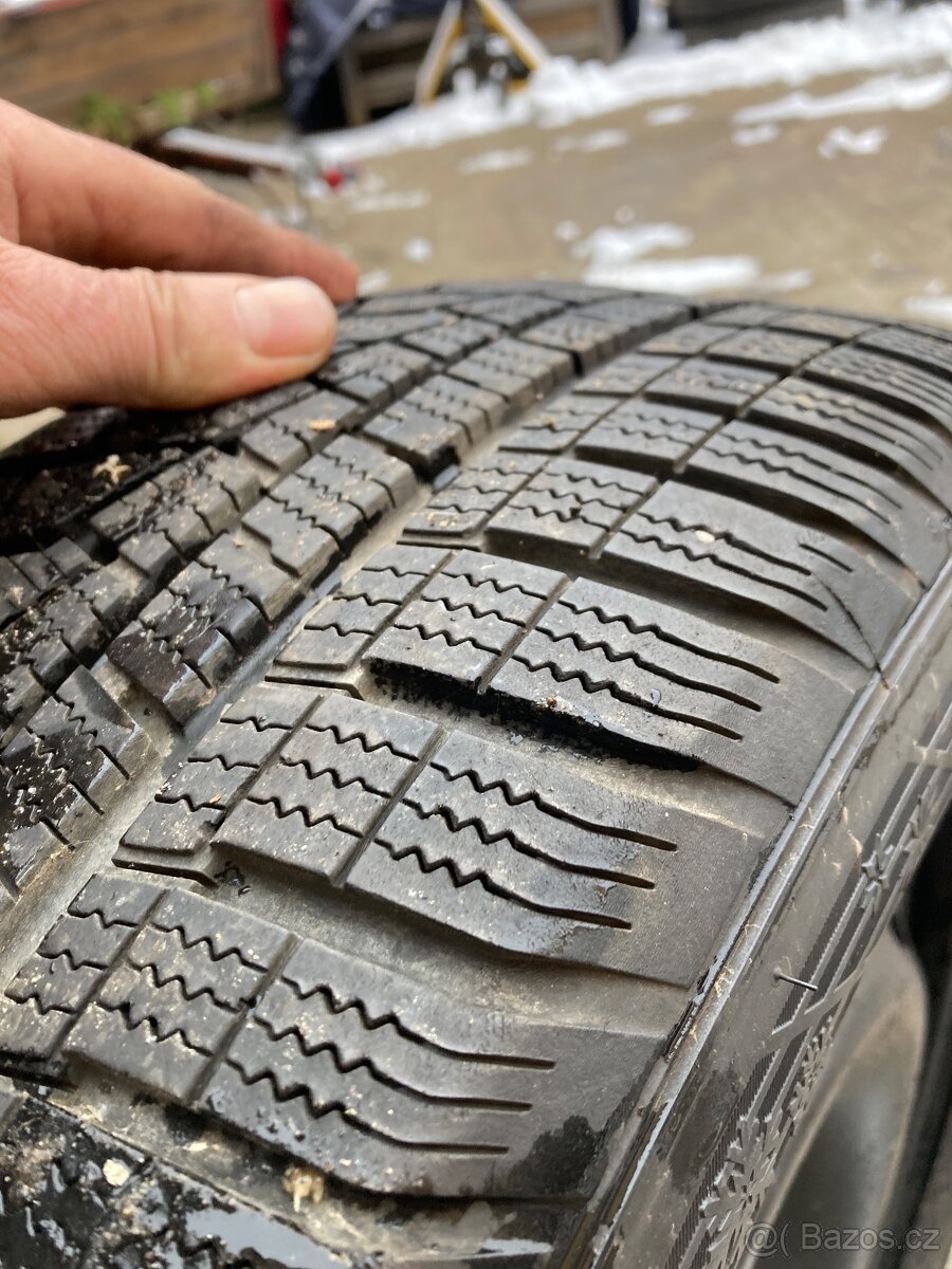 Škoda sada 205/60/16 - 2