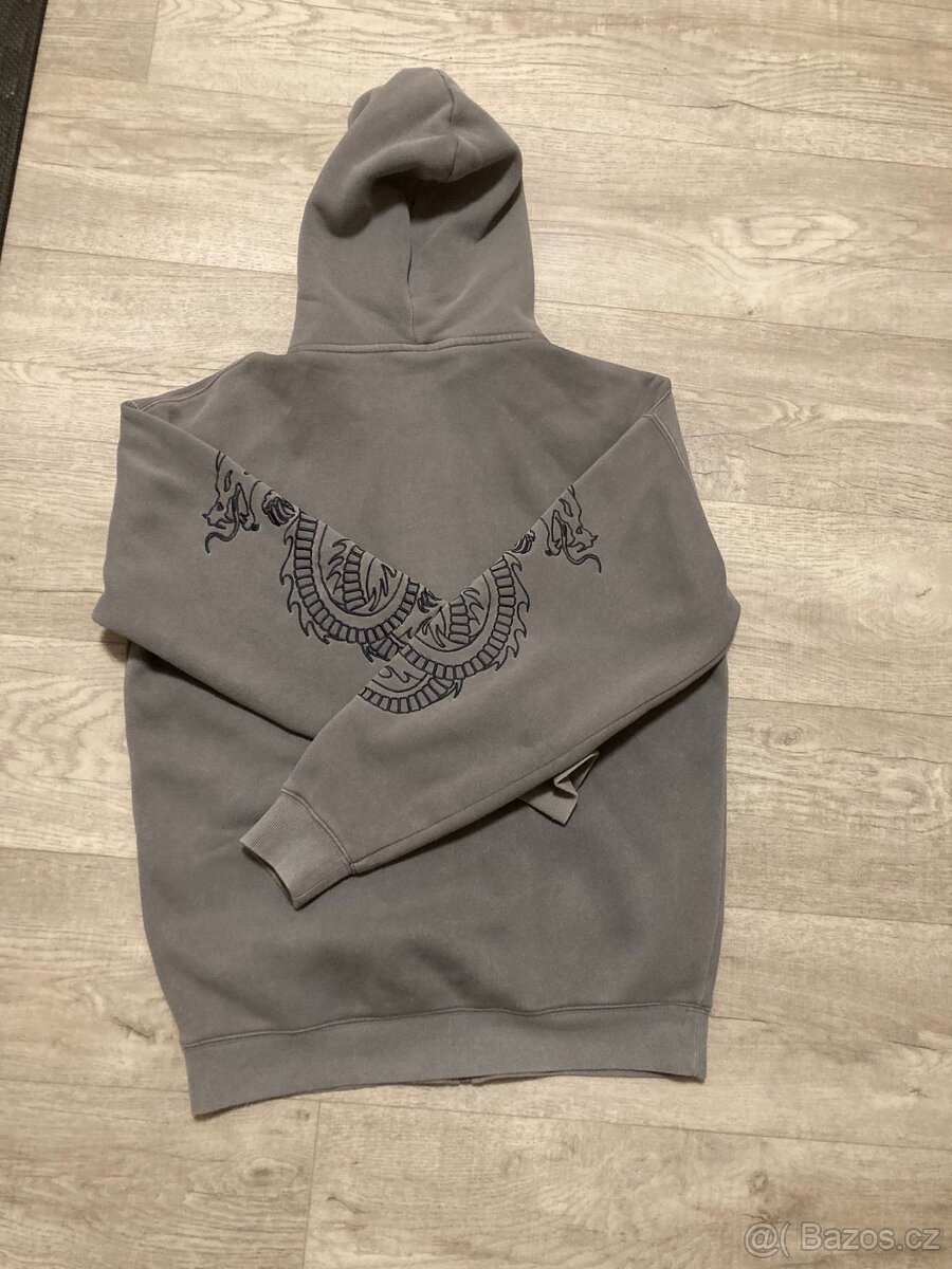 Šedá mikina - 2
