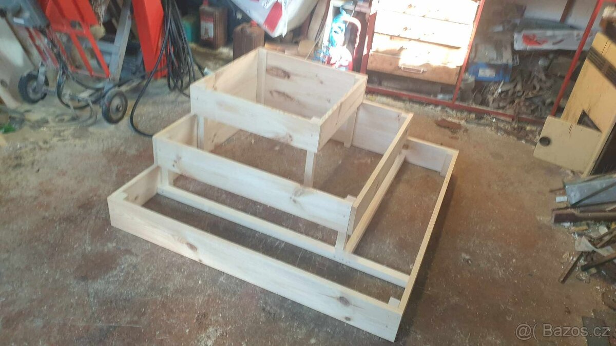 VYVÝŠENÝ ZÁHON (NEJLEVNĚJŠÍ V ČR.) - 2