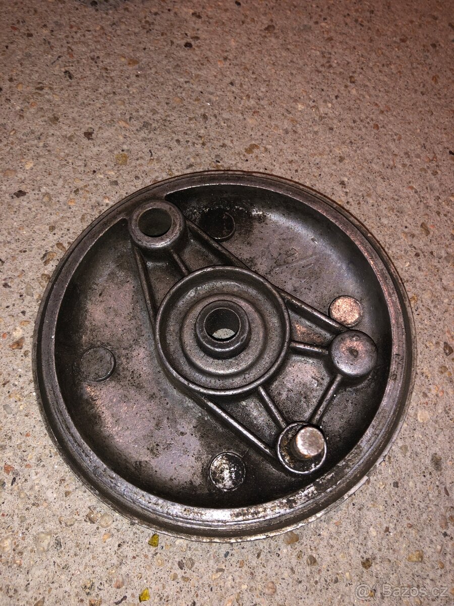 Jawa 05 20 21 23 pionýr štít brzdy - 2