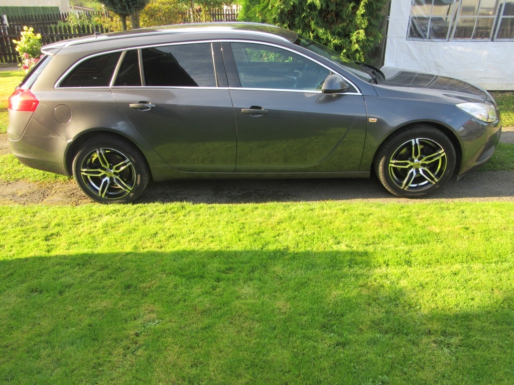 OPEL INSIGNIA COMBI 2.0 CDTi r.v.2012 118kw DPH - 2