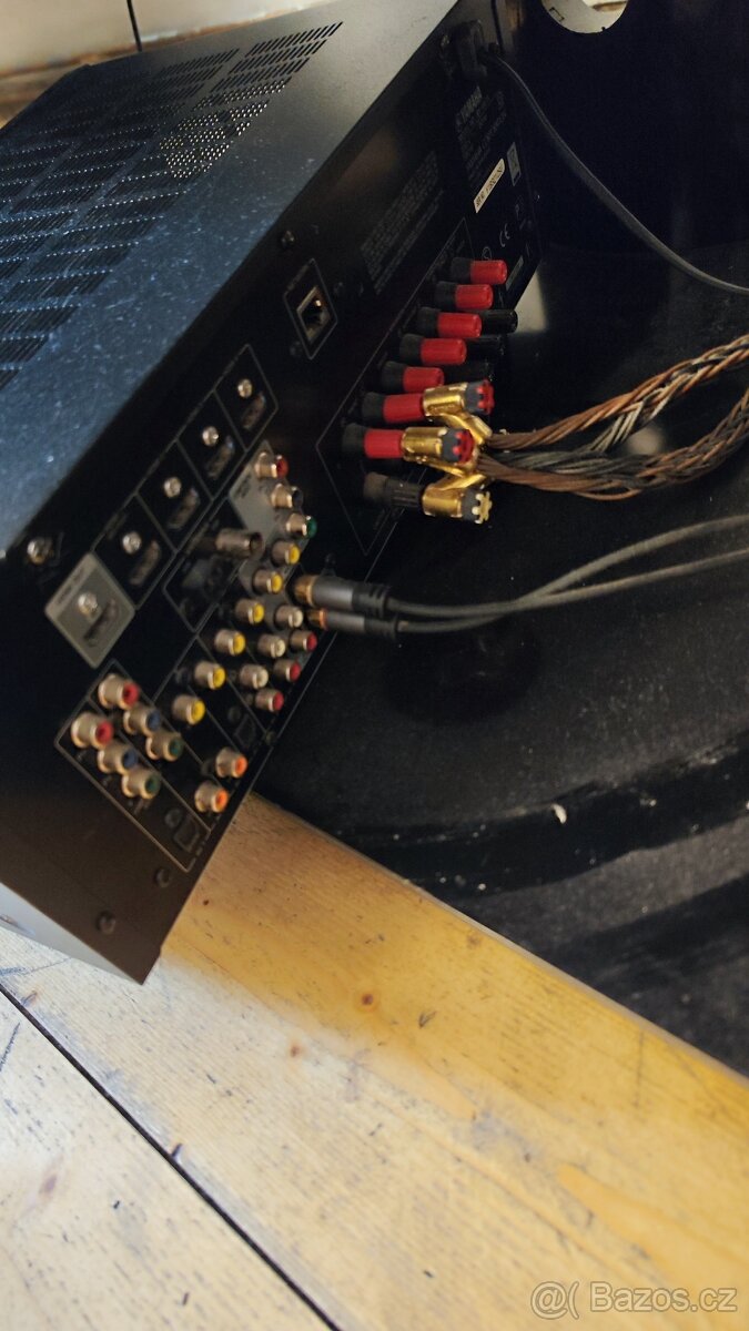 7.1 AV receiver Yamaha RX-V 573 - 2