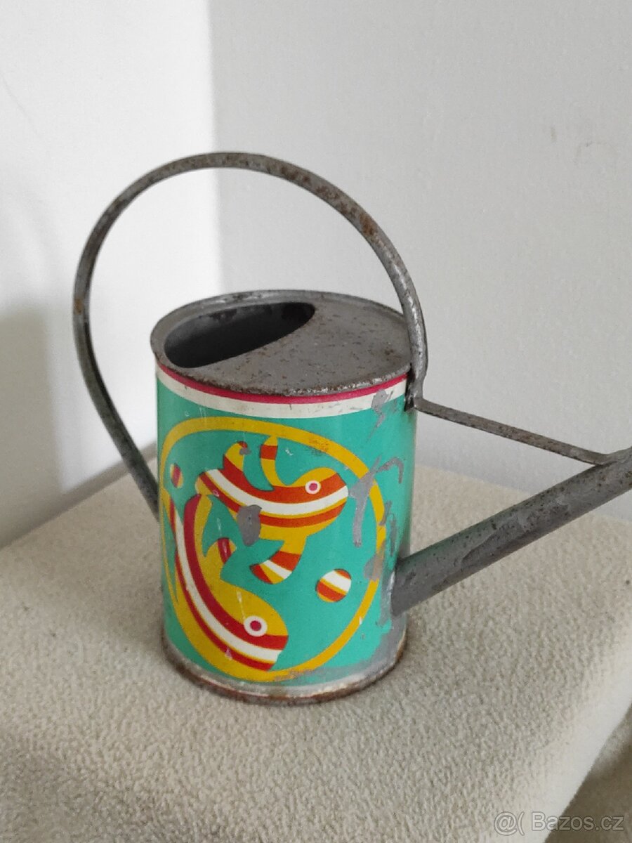 Retro dětská konvička na zalévání - 2