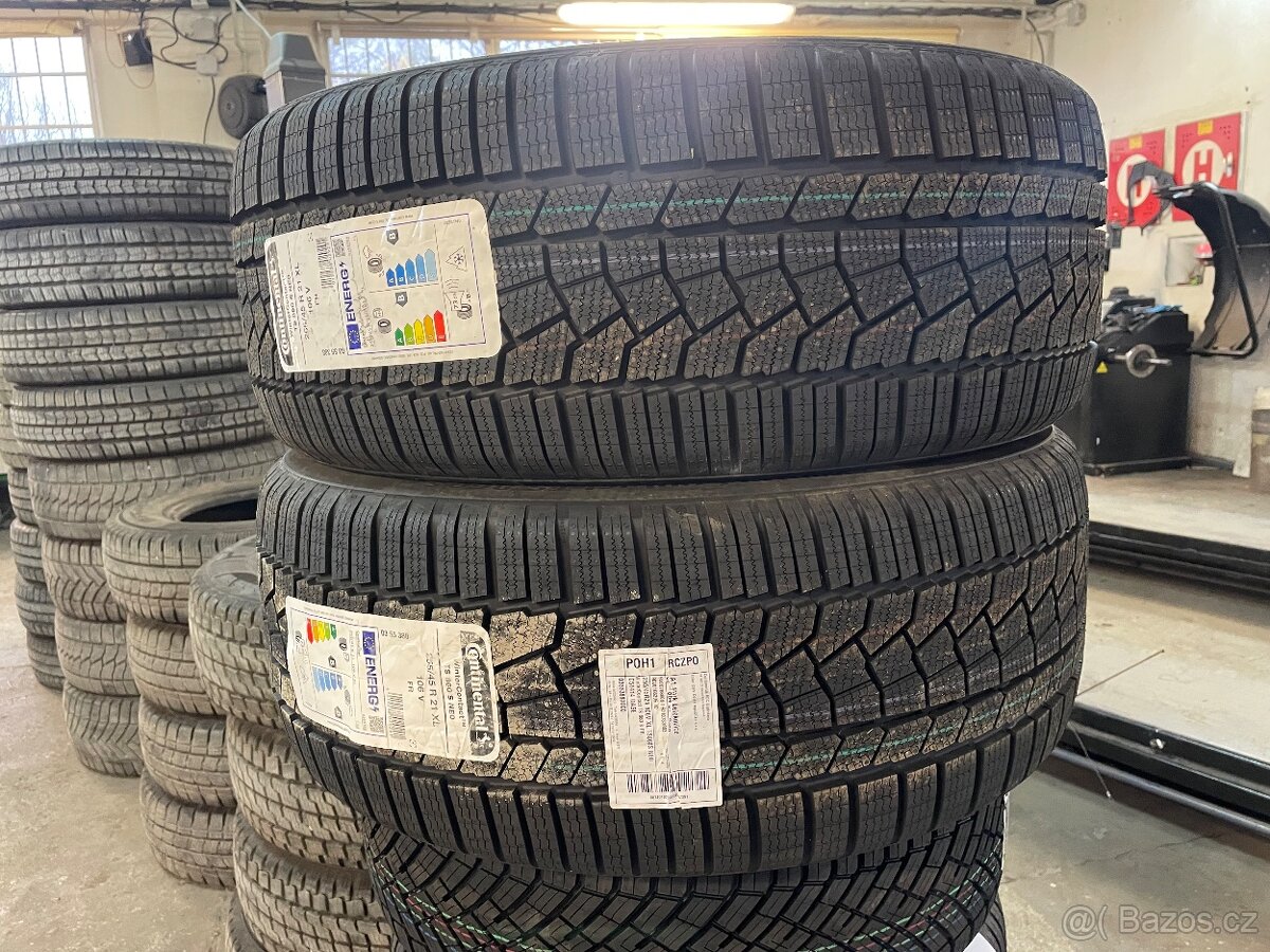 255/45R21 - 2
